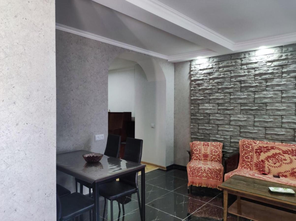 Hotel House In Gergeti Kazbegi Exterior foto